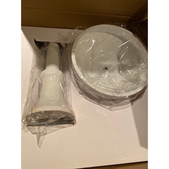 New in box 10” Metal Cake Holder Stand For Wedding Reception Birthday Parties - Picture 8 of 12